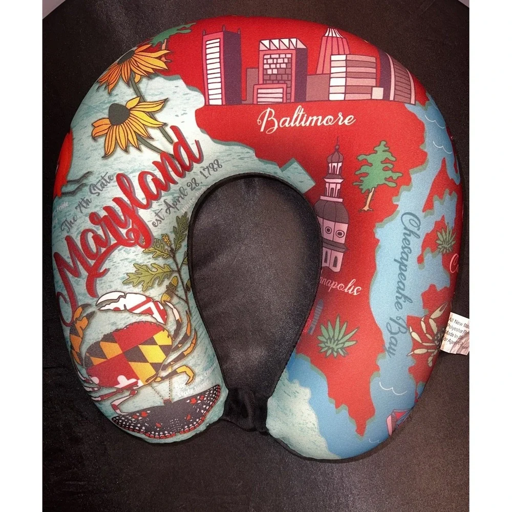 Baltimore, Maryland Souvenir travel neck pillow